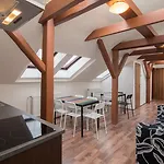 Easy Housing